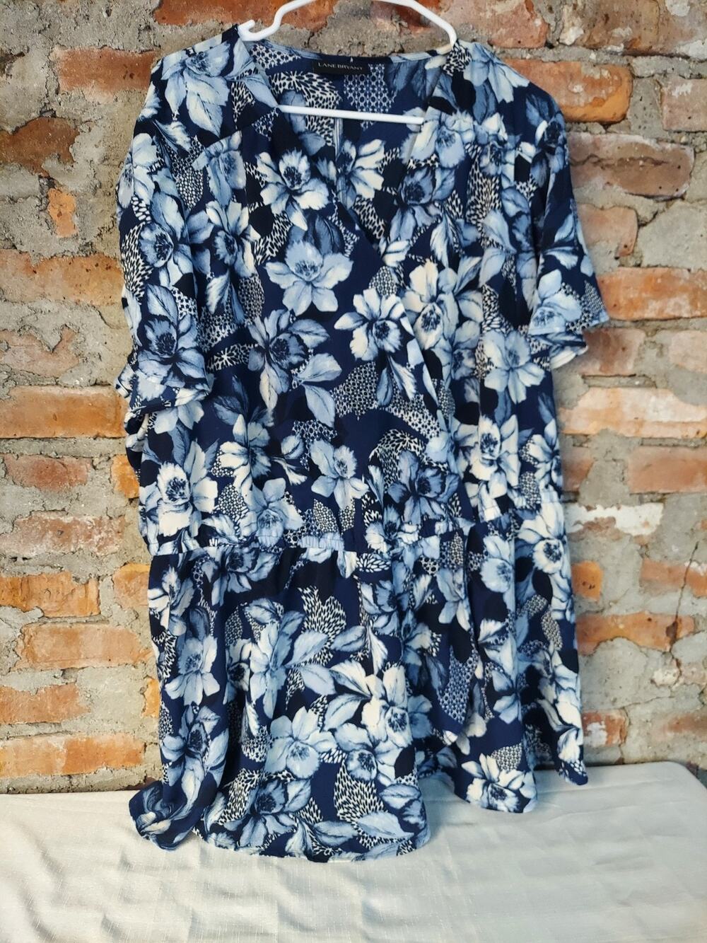 Womens 3X Blouse V Neck Short Sleeve Gathered Waist Floral Animal Print Blue